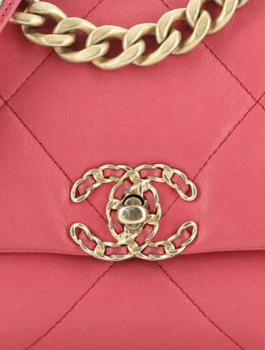 10 Facts You Should Know About Chanel Flap Bags - PurseBlog