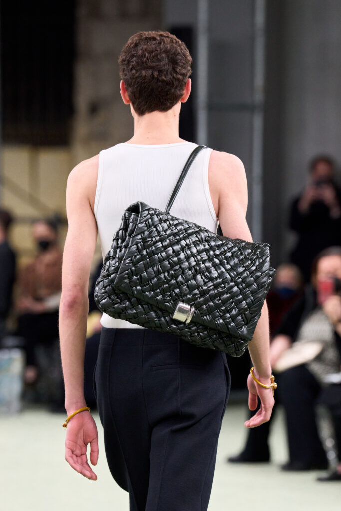 Best Bottega Veneta Handbags from Fashion Week Street Style