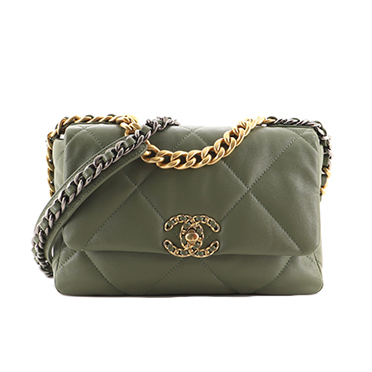 Chanel hotsell 19 colors