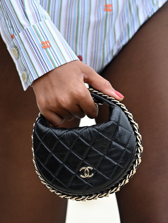 BECKY chain wallet in diamond-quilted lambskin, Front view ysl