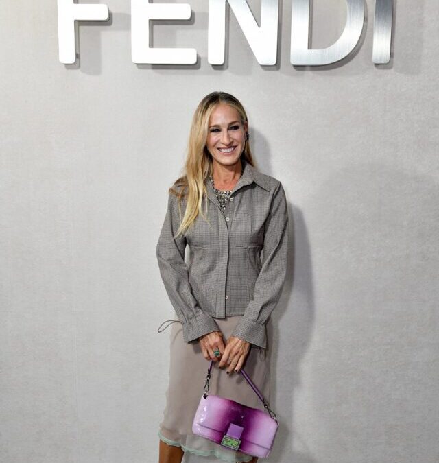 Sarah Jessica Parker, Kim Kardashian, Kate Moss, and More With Their Fendi Baguettes