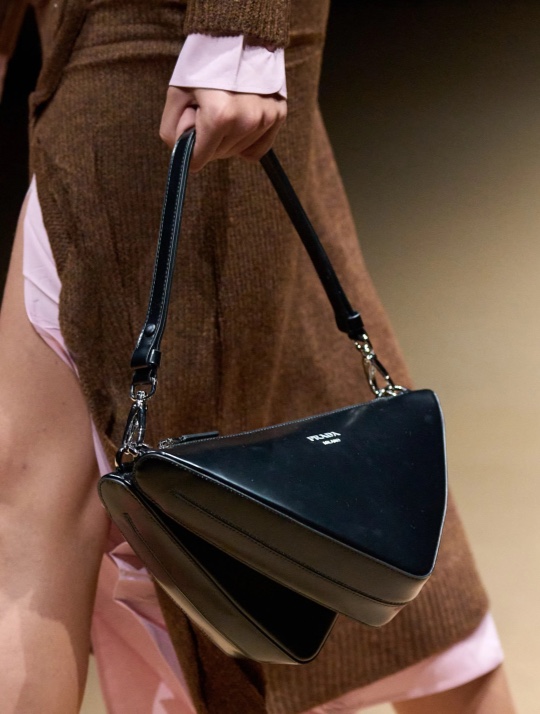 The Handbags of MFW Spring/Summer 2023 - The Vault