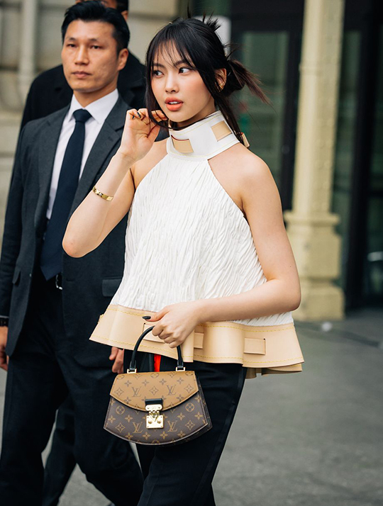 Paris Fashion Week: Bag Spy - The Vault