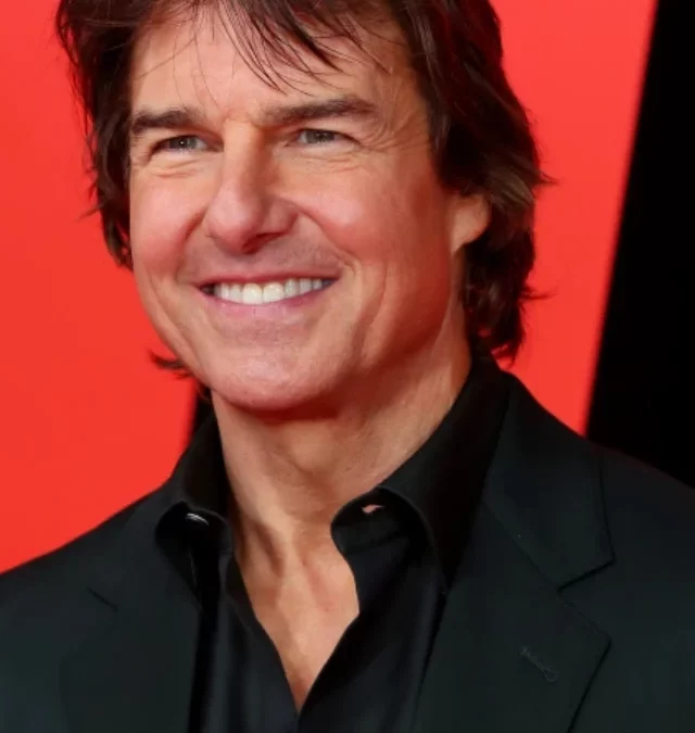 Watch Spy: Tom Cruise