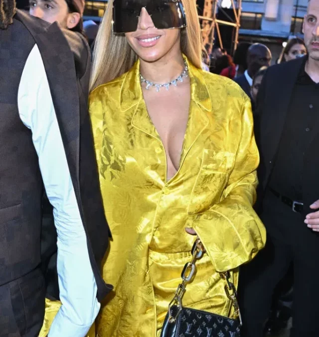 Bag Spy: Beyoncé