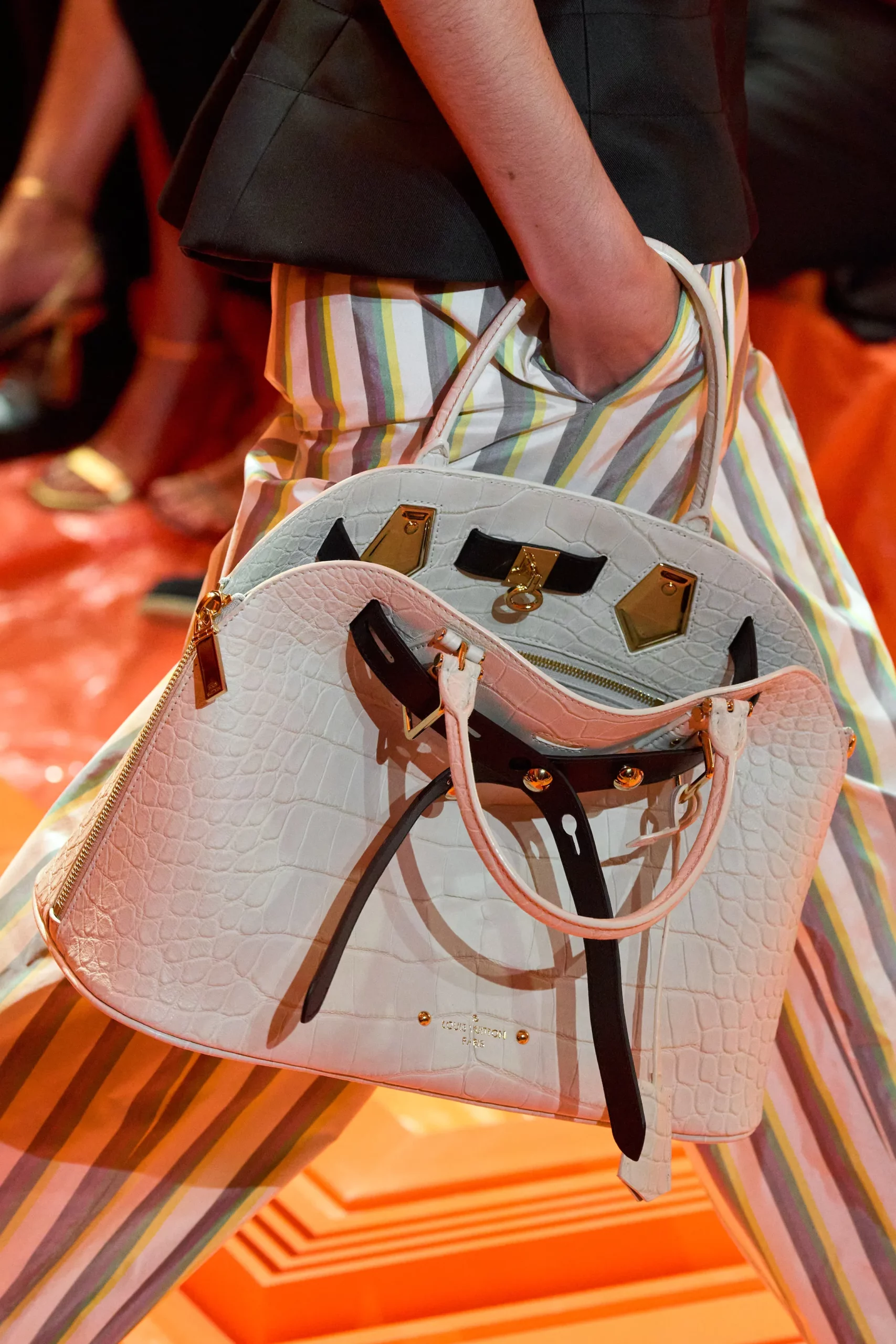 louis vuitton spring bags