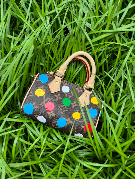 Louis Vuitton 101: The Neverfull - The Vault